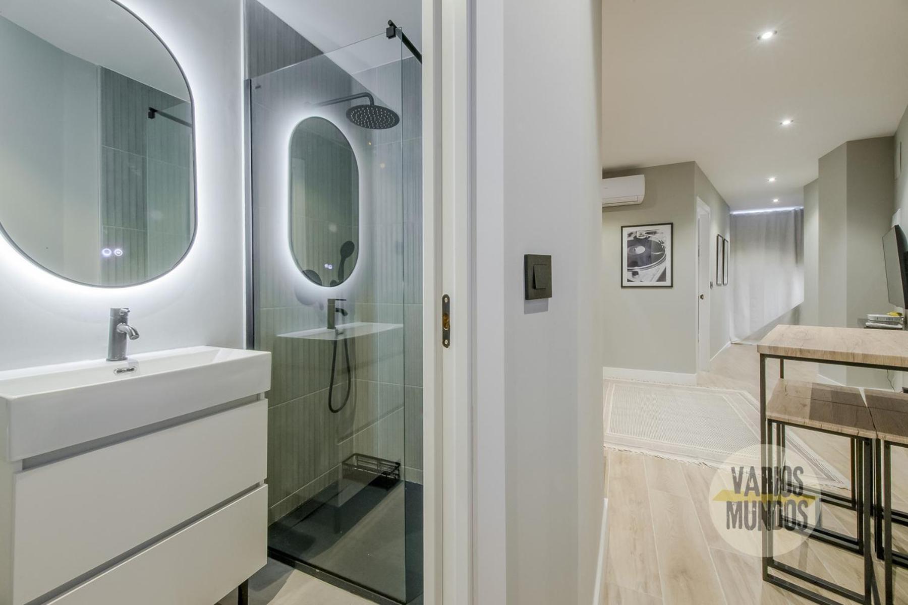 Apartament Centrico And New Bajo 10pax En Gran Via *
